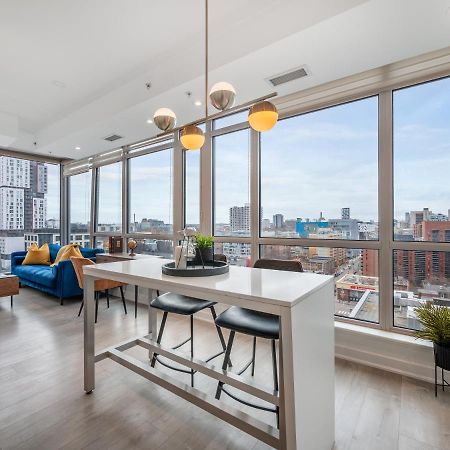 Luxury 2 Bedroom In The Heart Of Entertainment District W/ Cn Tower View Toronto Exterior photo
