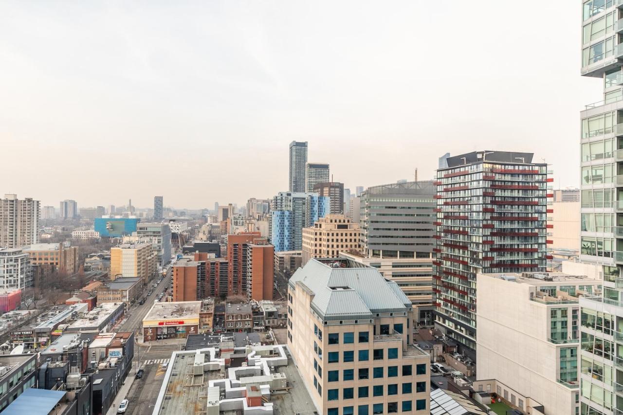 Luxury 2 Bedroom In The Heart Of Entertainment District W/ Cn Tower View Toronto Exterior photo