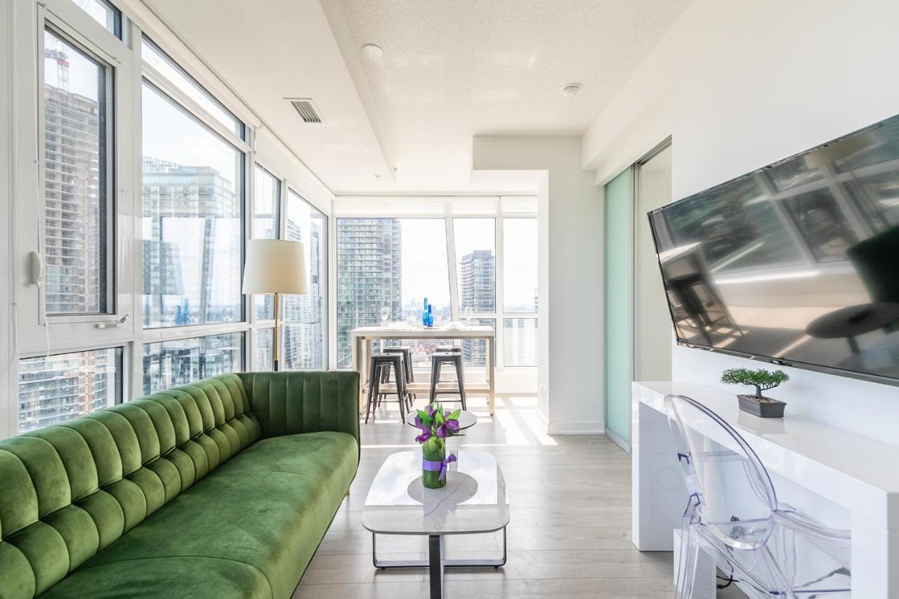 Luxury 2 Bedroom In The Heart Of Entertainment District W/ Cn Tower View Toronto Exterior photo