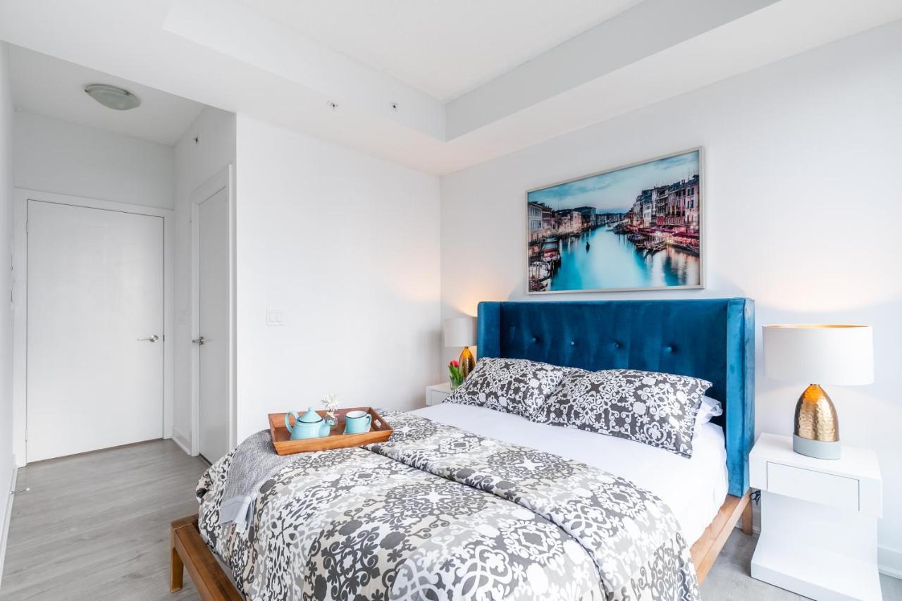 Luxury 2 Bedroom In The Heart Of Entertainment District W/ Cn Tower View Toronto Exterior photo