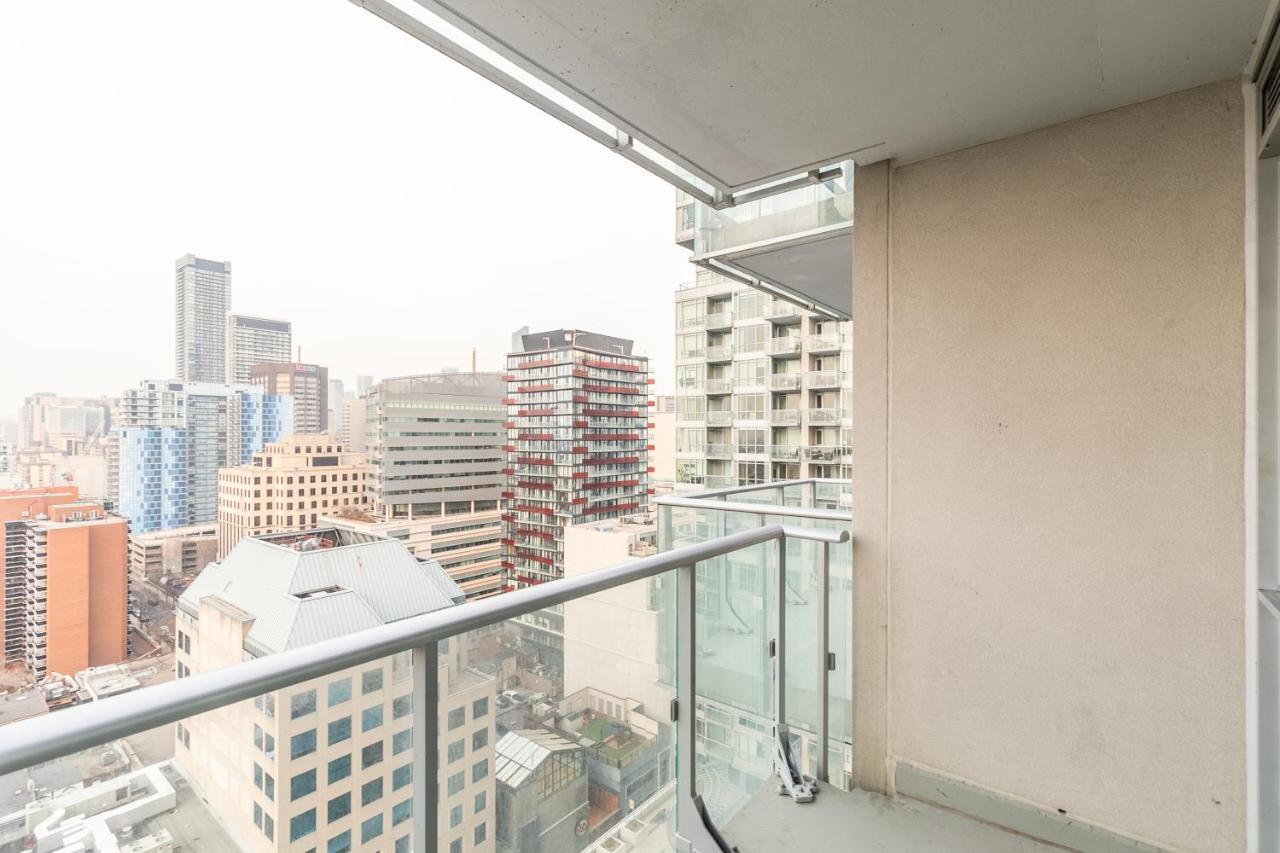 Luxury 2 Bedroom In The Heart Of Entertainment District W/ Cn Tower View Toronto Exterior photo
