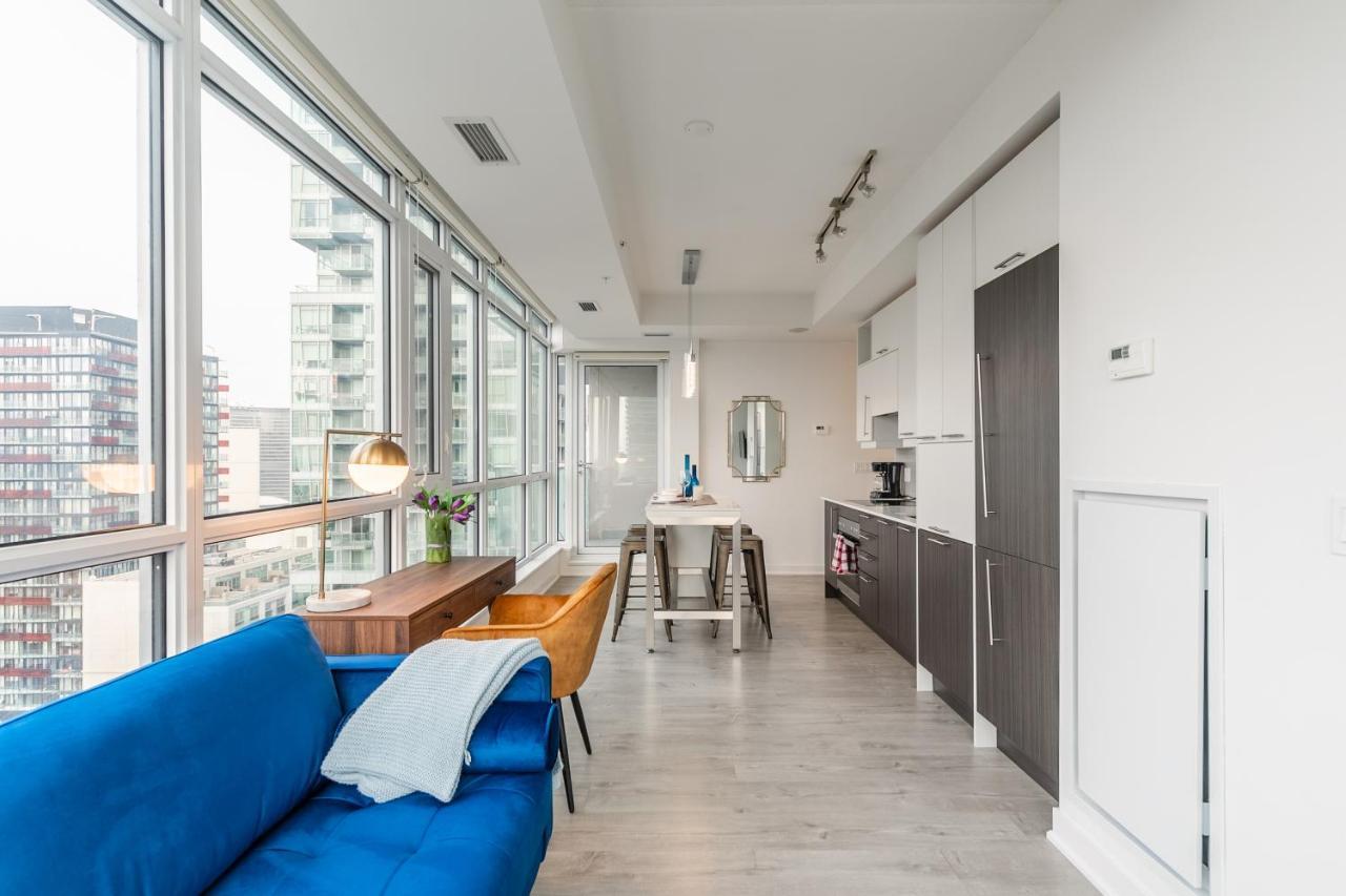 Luxury 2 Bedroom In The Heart Of Entertainment District W/ Cn Tower View Toronto Exterior photo